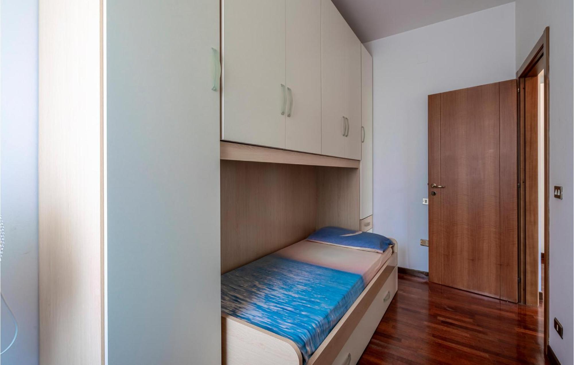 Nice Home In Belsito With Wifi Montepagano Extérieur photo
