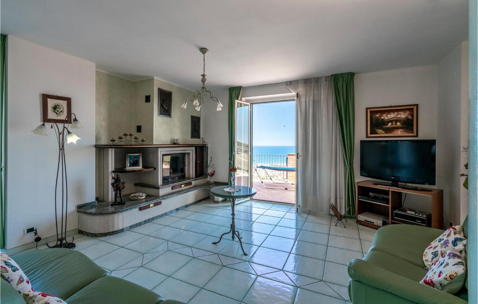 Nice Home In Belsito With Wifi Montepagano Extérieur photo