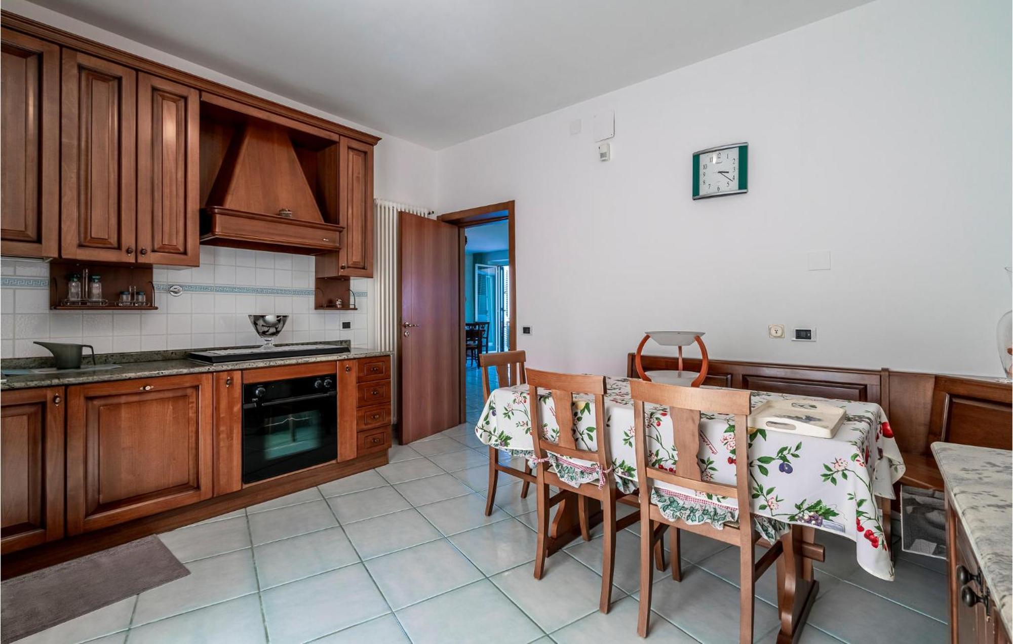 Nice Home In Belsito With Wifi Montepagano Extérieur photo