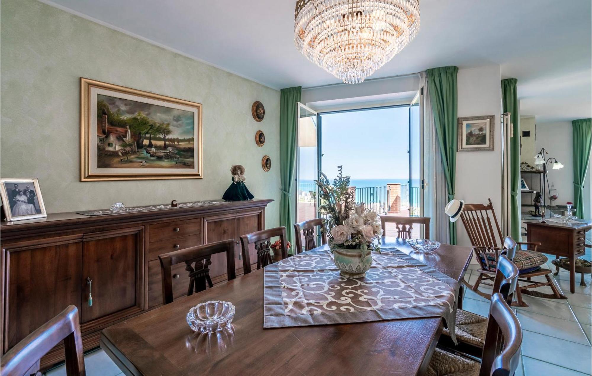 Nice Home In Belsito With Wifi Montepagano Extérieur photo